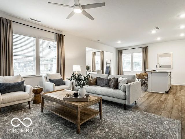 6584 Willow Way, Mccordsville, IN 46055