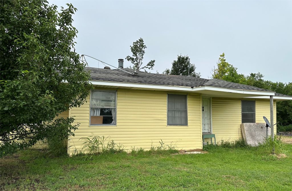 8704 Griffin Lane, Crandall, TX 75114