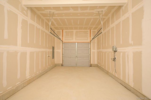 465 Mill Road, Coram, NY 11727