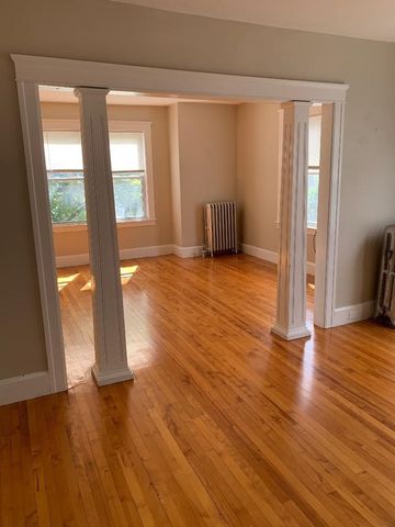 40 Abbott Street 3L, Worcester, MA 01602