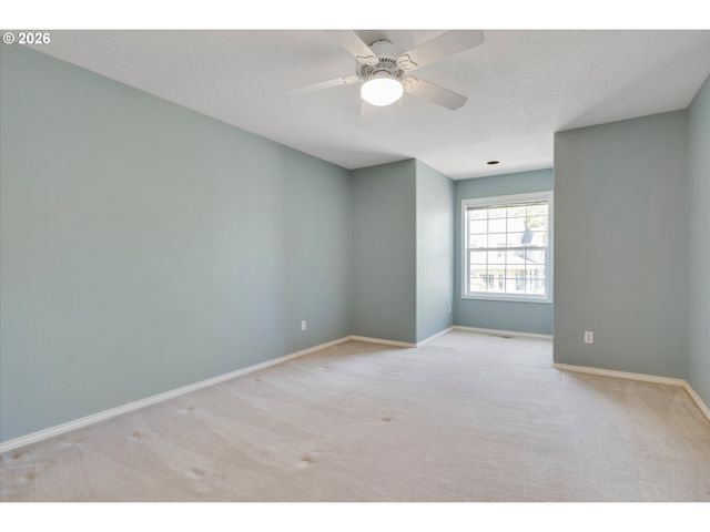 2355 OSTMAN Rd, West Linn, OR 97068