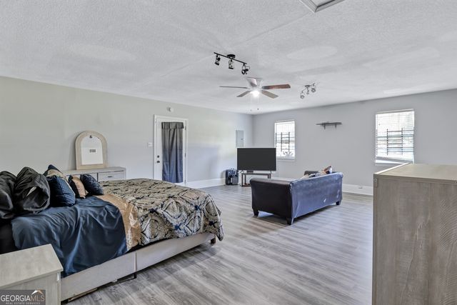 2225 Pleasant Hill Road, Atlanta, GA 30349