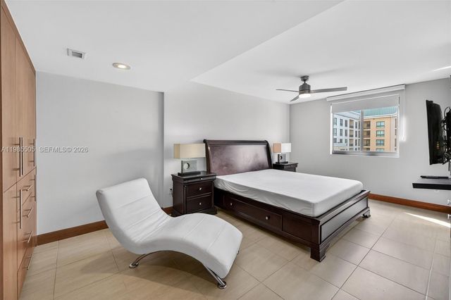 110 N Federal Hwy 1205, Fort Lauderdale, FL 33301