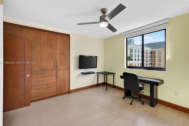 110 N Federal Hwy 1205, Fort Lauderdale, FL 33301