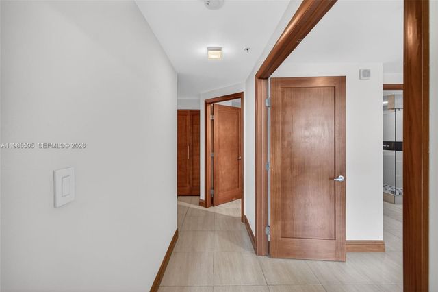 110 N Federal Hwy 1205, Fort Lauderdale, FL 33301