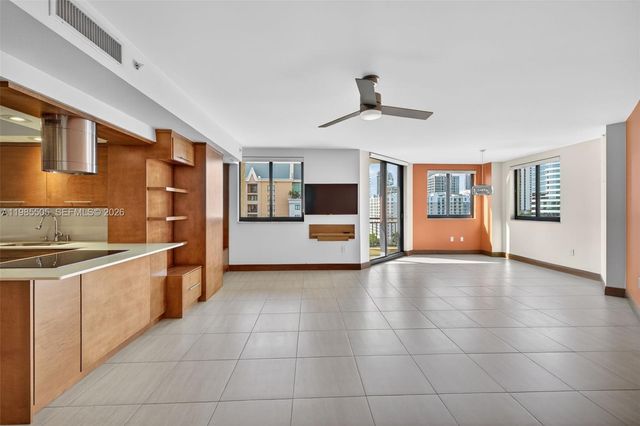 110 N Federal Hwy 1205, Fort Lauderdale, FL 33301