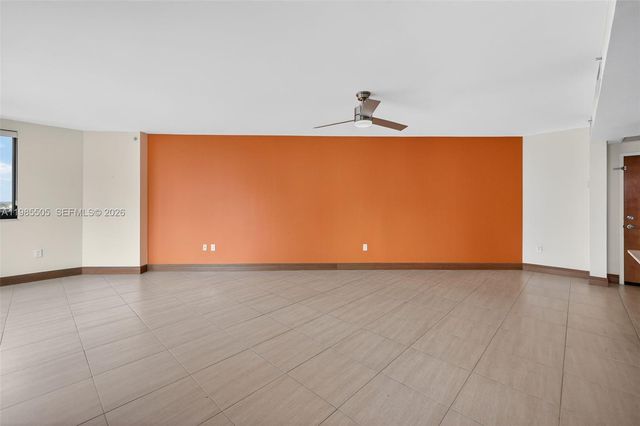 110 N Federal Hwy 1205, Fort Lauderdale, FL 33301