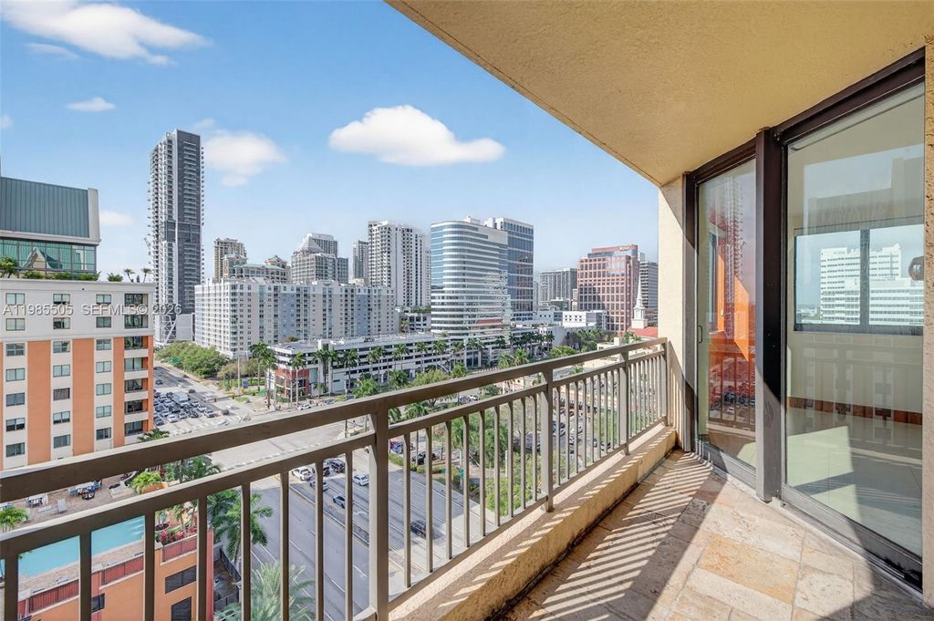 110 N Federal Hwy 1205, Fort Lauderdale, FL 33301