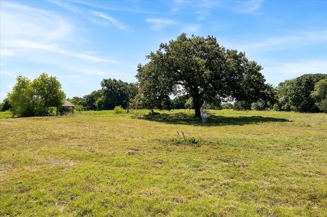 5848 County Road 283, Kaufman, TX 75142