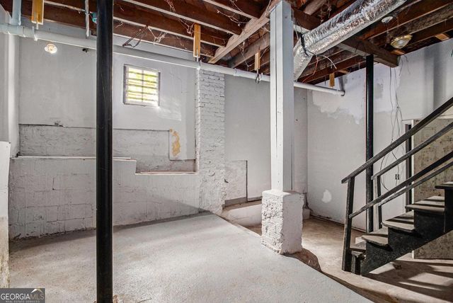 665 Lexington Avenue SW, Atlanta, GA 30310