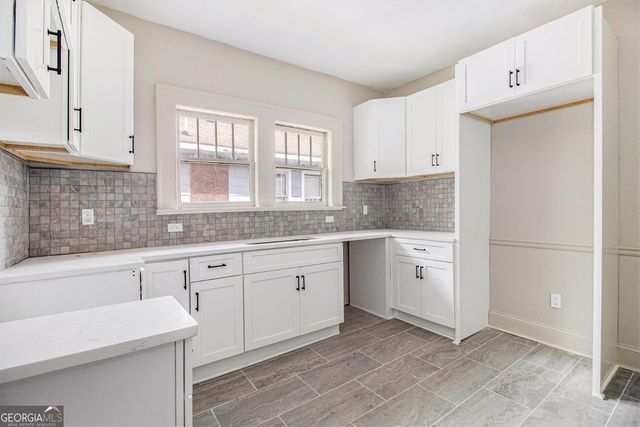 665 Lexington Avenue SW, Atlanta, GA 30310