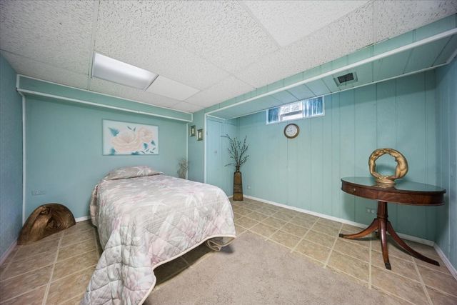 8231 W Berwyn Avenue, Chicago, IL 60656