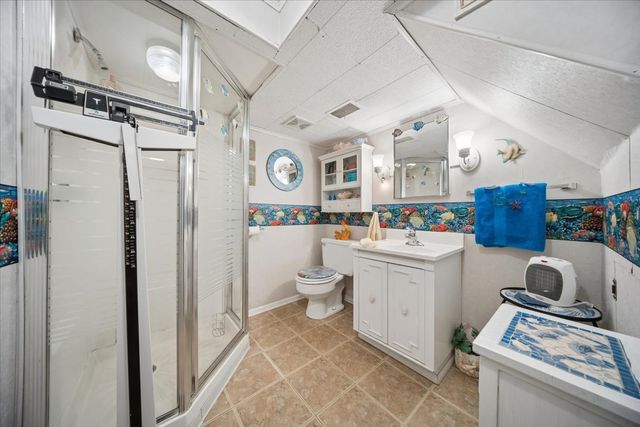 8231 W Berwyn Avenue, Chicago, IL 60656