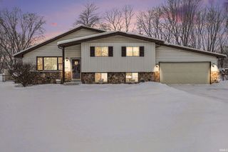 54719 Eisenhower Drive, Elkhart, IN 46514