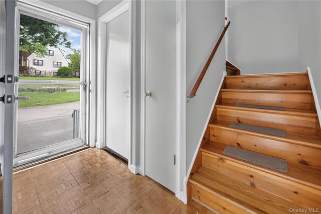 58 Prospect Avenue, Valhalla, NY 10595