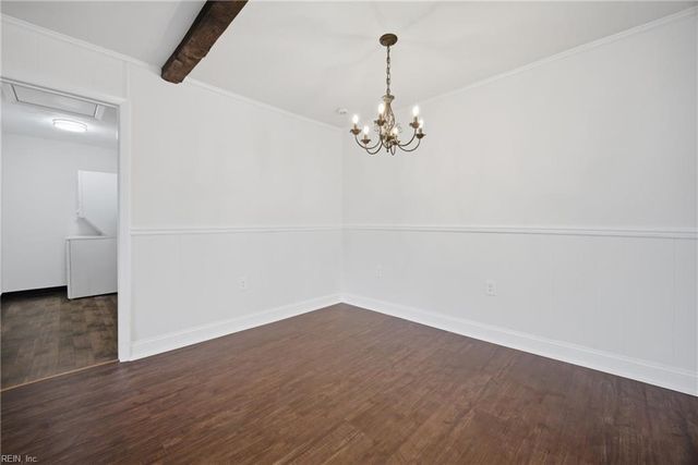 8 Oneal Ct, Portsmouth, VA 23701