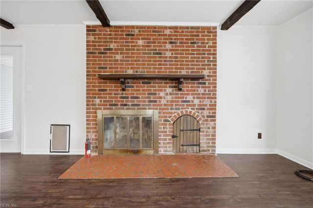8 Oneal Ct, Portsmouth, VA 23701