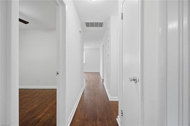 8 Oneal Ct, Portsmouth, VA 23701