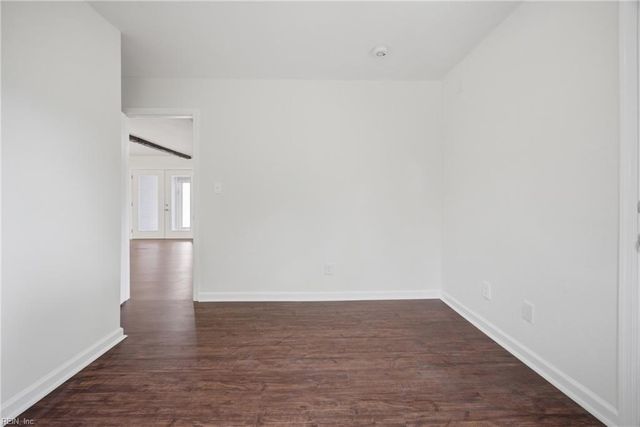 8 Oneal Ct, Portsmouth, VA 23701