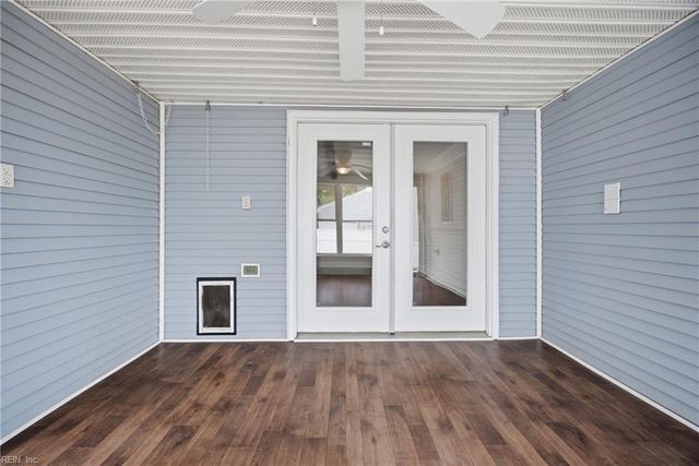 8 Oneal Ct, Portsmouth, VA 23701