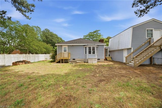 8 Oneal Ct, Portsmouth, VA 23701