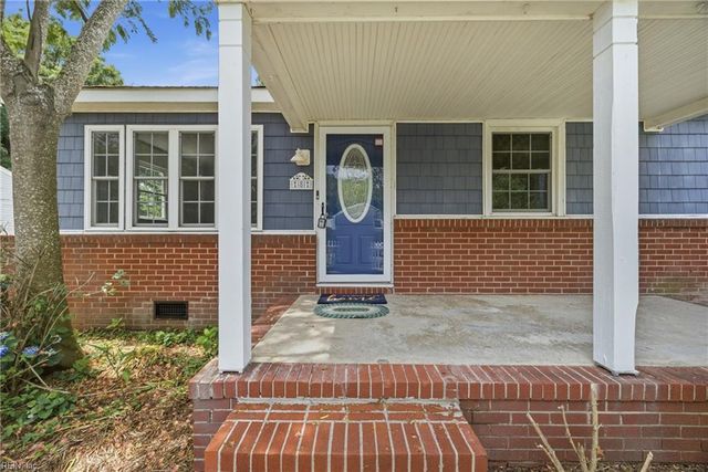 8 Oneal Ct, Portsmouth, VA 23701