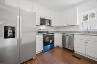 8 Oneal Ct, Portsmouth, VA 23701