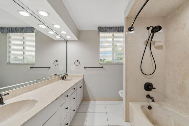 904 BAYSHORE DRIVE, Tarpon Springs, FL 34689