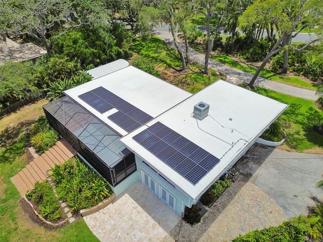 904 BAYSHORE DRIVE, Tarpon Springs, FL 34689