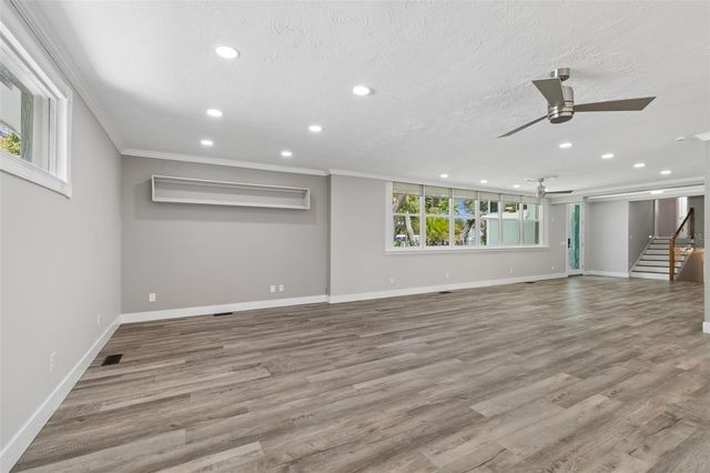 904 BAYSHORE DRIVE, Tarpon Springs, FL 34689