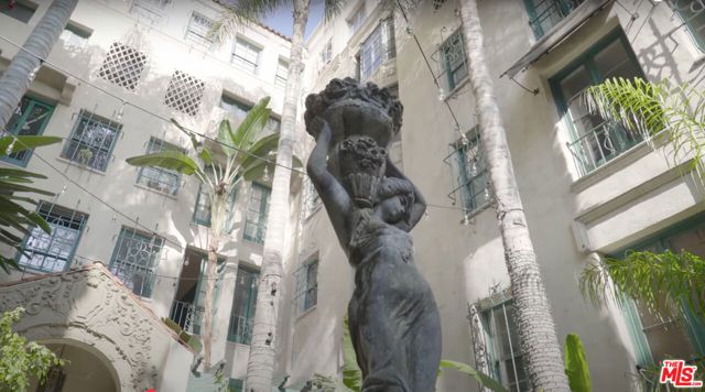 640 S Bronson Avenue 107, Los Angeles, CA 90010