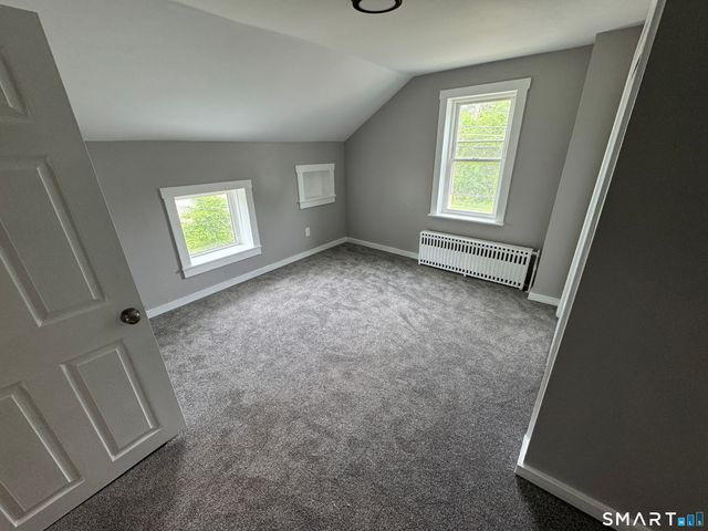 10 Center Street, Windsor Locks, CT 06096