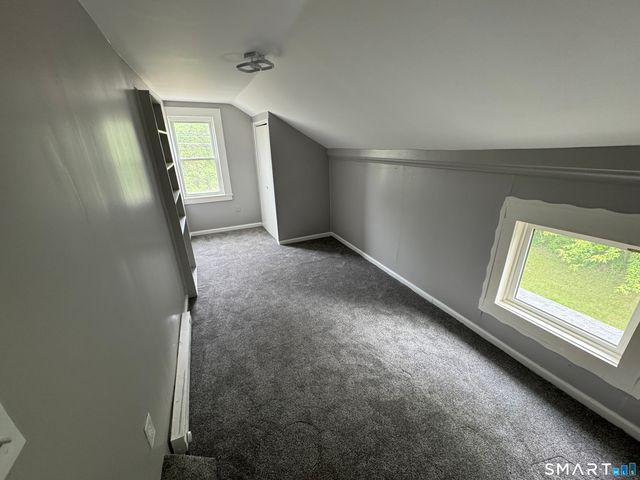10 Center Street, Windsor Locks, CT 06096