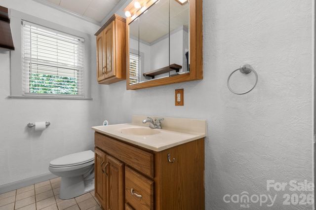 333 Chapel Hill Church Loop, Marion, NC 28752
