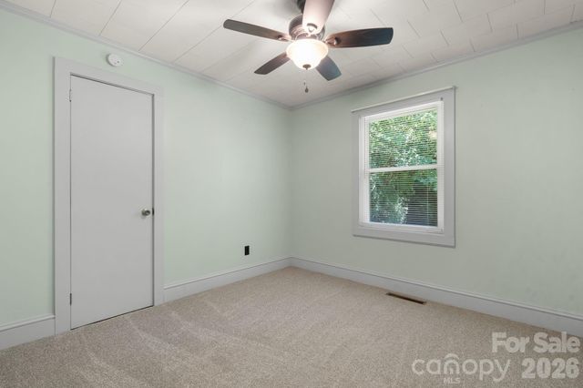 333 Chapel Hill Church Loop, Marion, NC 28752