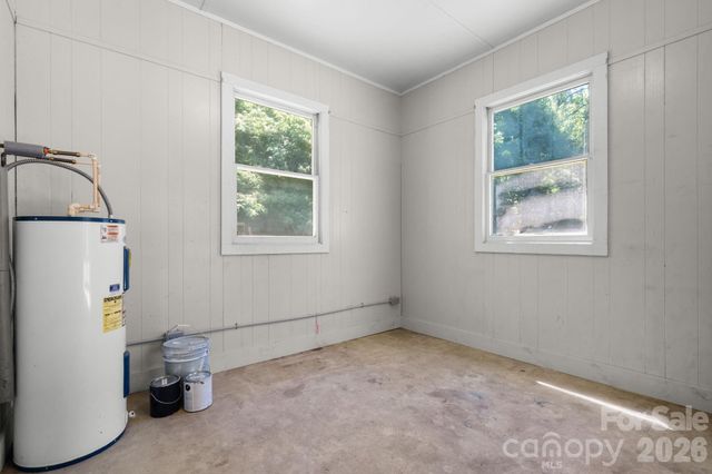 333 Chapel Hill Church Loop, Marion, NC 28752