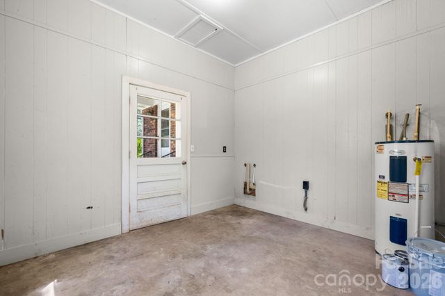 333 Chapel Hill Church Loop, Marion, NC 28752