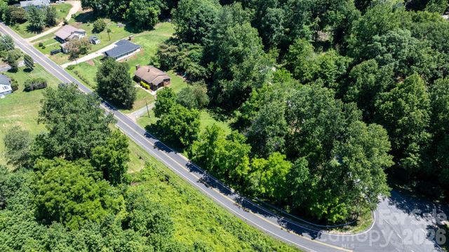333 Chapel Hill Church Loop, Marion, NC 28752