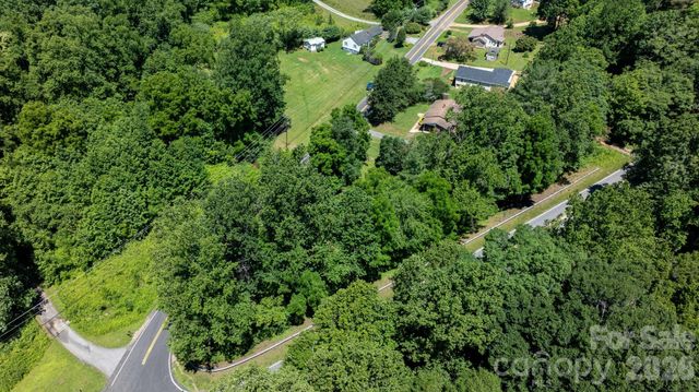 333 Chapel Hill Church Loop, Marion, NC 28752