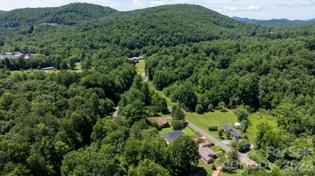 333 Chapel Hill Church Loop, Marion, NC 28752