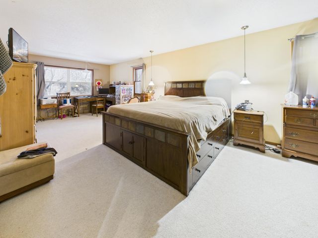 543 5th Avenue NE, Melrose, MN 56352