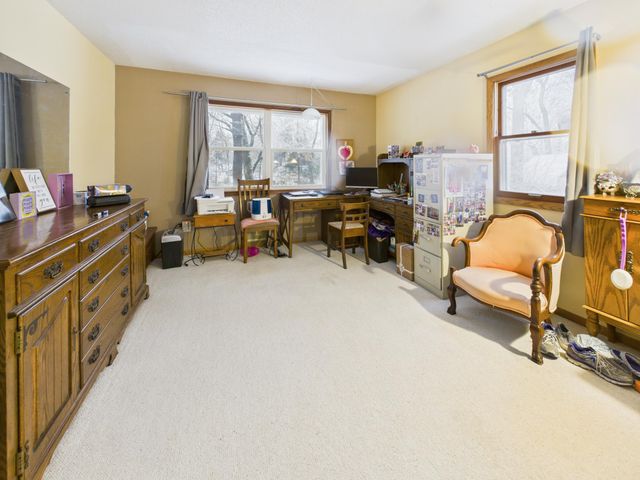 543 5th Avenue NE, Melrose, MN 56352