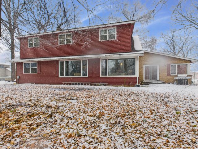 543 5th Avenue NE, Melrose, MN 56352
