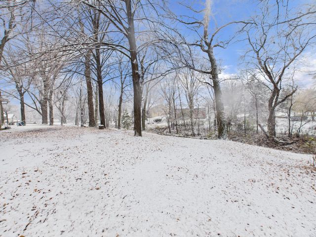 543 5th Avenue NE, Melrose, MN 56352