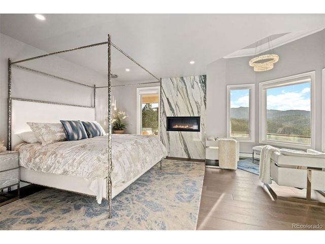 284 Skyhill Dr, Evergreen, CO 80439