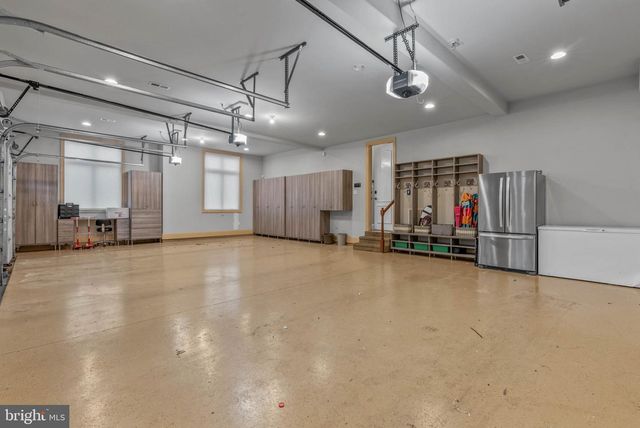 801 S PENN OAK RD, Lower Gwynedd, PA 19002