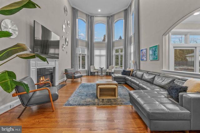 801 S PENN OAK RD, Lower Gwynedd, PA 19002