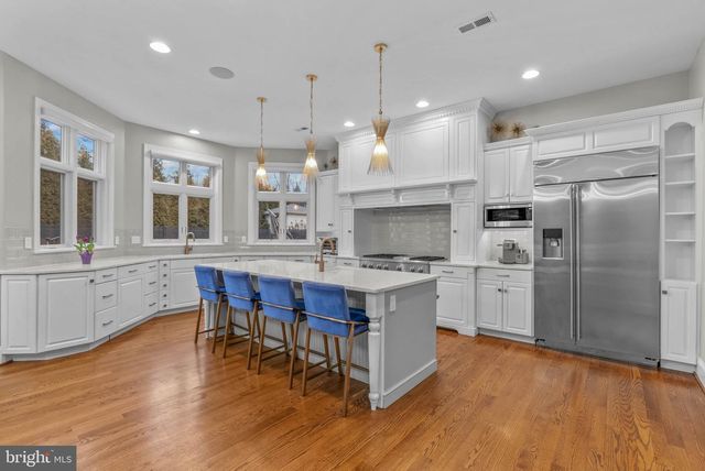 801 S PENN OAK RD, Lower Gwynedd, PA 19002