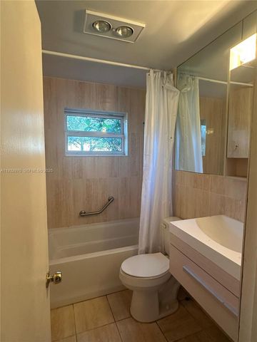 1611 NE 50th Ct, Fort Lauderdale, FL 33334