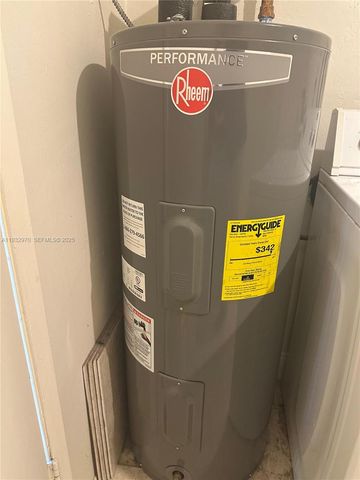 1611 NE 50th Ct, Fort Lauderdale, FL 33334